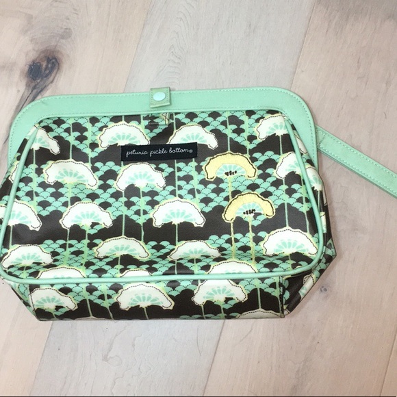 Petunia Pickle Bottom Handbags - Petunia pickle bottom clutch